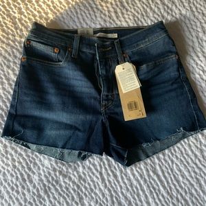 Levi high waisted shorts
